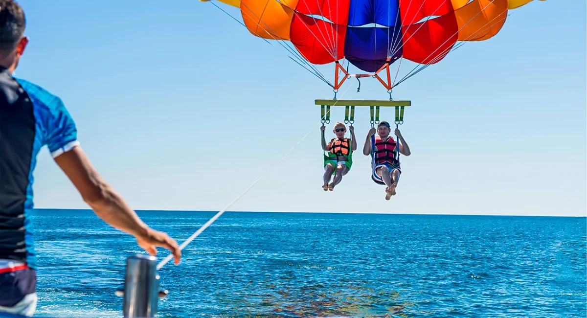 parasailing-in-cabo